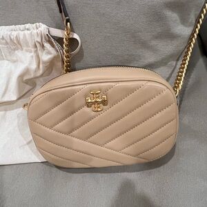 Kira Tory Burch crossbody camera bag. SOLD